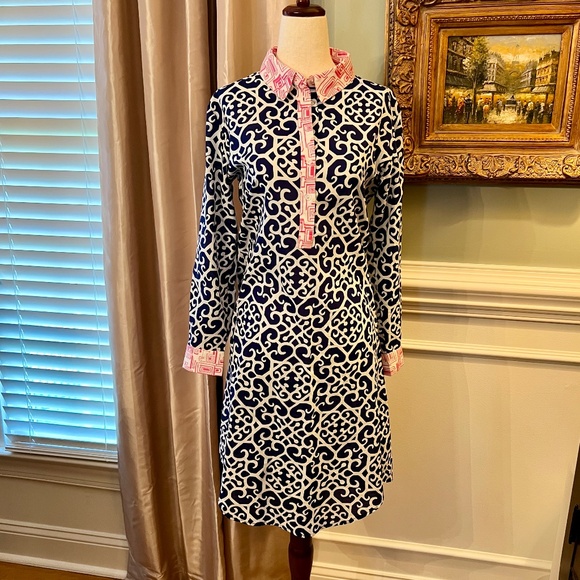 NWOT French Curve Navy White Pink Printed Tunic Style Dress Size XS - Picture 1 of 5